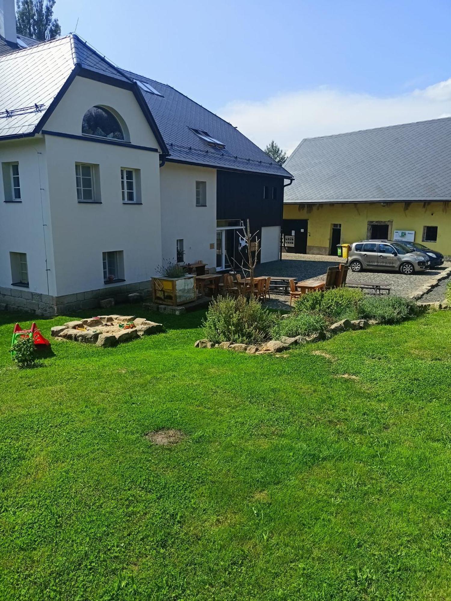 Apartmany Vcelin Brniste Bagian luar foto